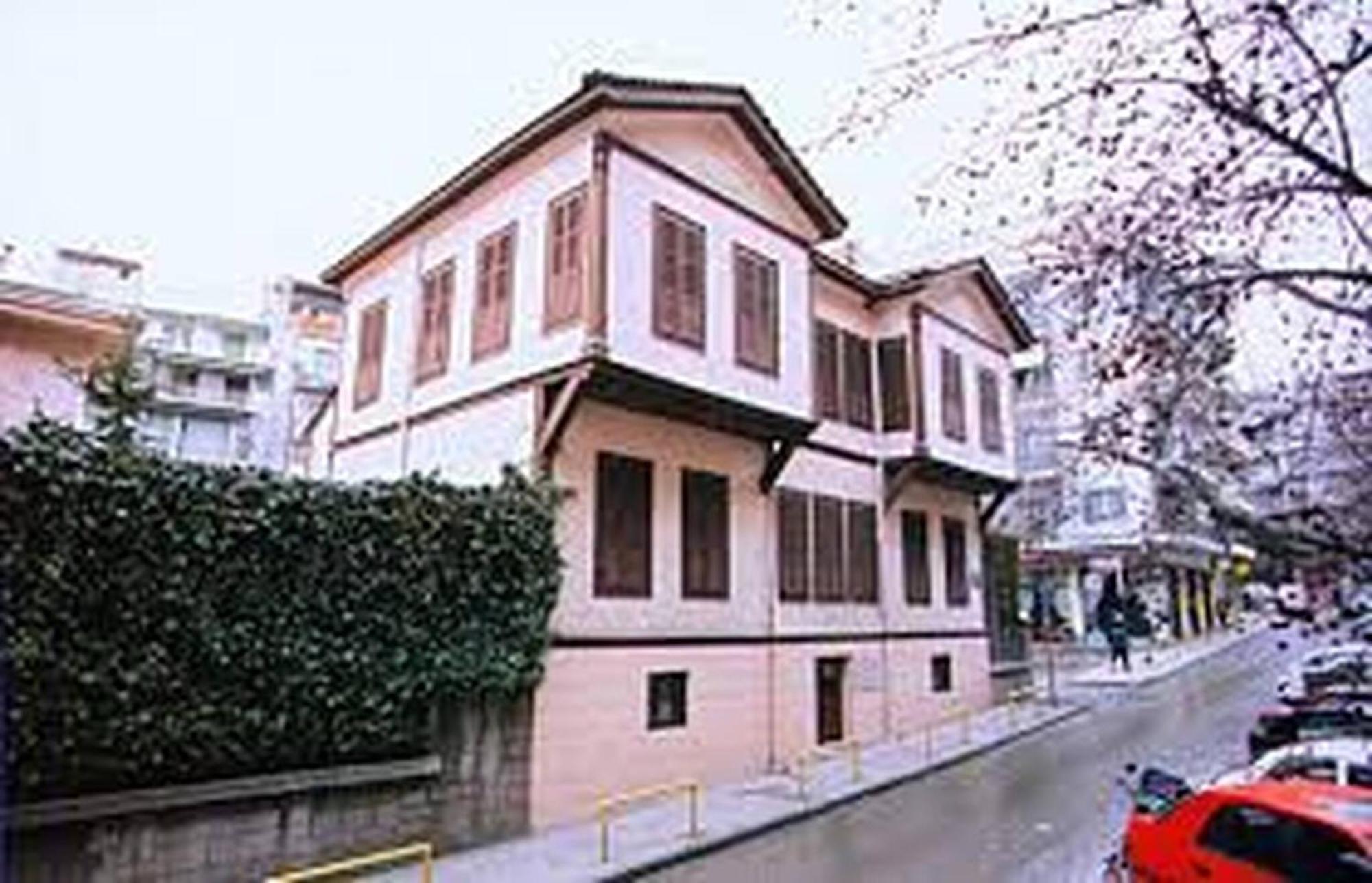 Cosy Flat Helexpo In Old D11 * Thessaloniki